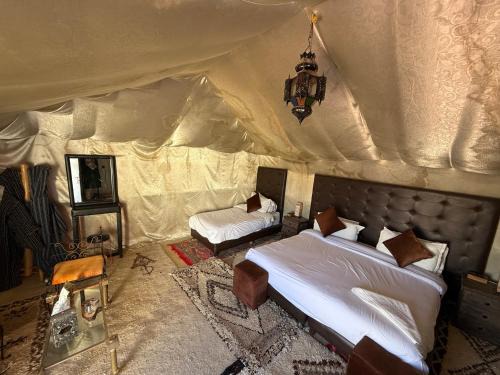 Oulad Khallouf Apartamento | Fantastic desert camp