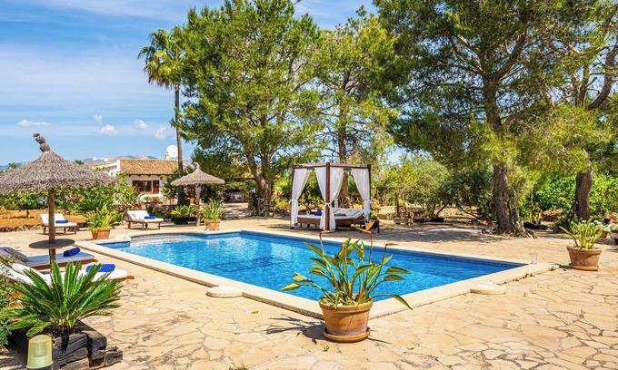Llubi Villa | Fantástica finca Son Mulet con piscina, aire acondicionado, jardín, terraza y Wi-Fi; aparcamiento disponible