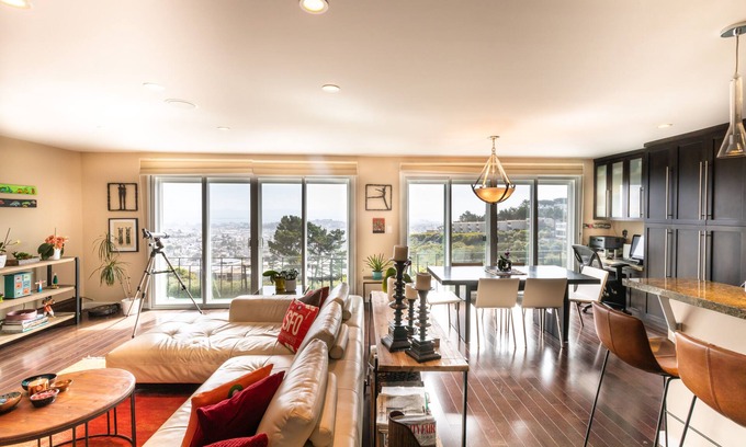 Upper Market Apartamento | ❤️Fantástico apartamento de lujo en el ático, vistas panorámicas, lavandería, garaje para 2 autos