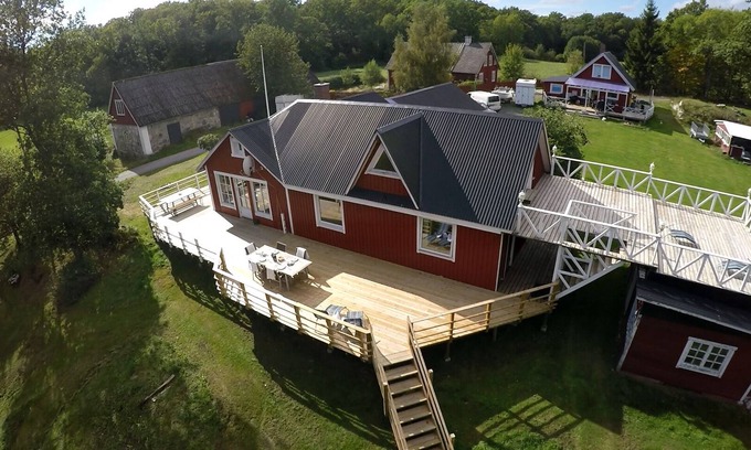 Olofstrom Casa | Fantastic nature, hot tub, sauna, boat on the lake, fishing paradise