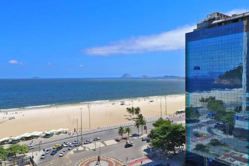 Leme Apartamento | Fantastic Penthouse With Jacuzzy and Ocean View