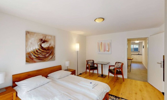 District 6 Apartamento | Fantastic, very central studio (Sun 1)