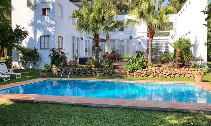 Marbella Villa | Amazing villa of 5 dormitorios cerca Puerto Banus, playas y sus animaciones!!!!
