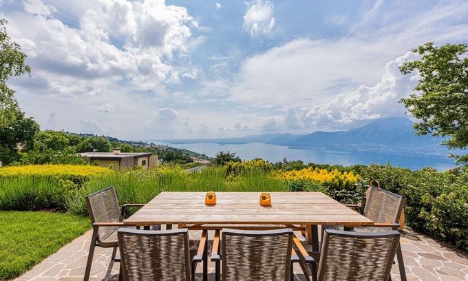 San Zeno di Montagna Casa | Fantastischer Blick Über den See