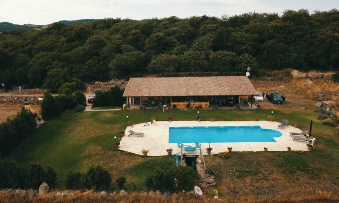 Nulvi Otro | Granja Sa Raighina vacaciones