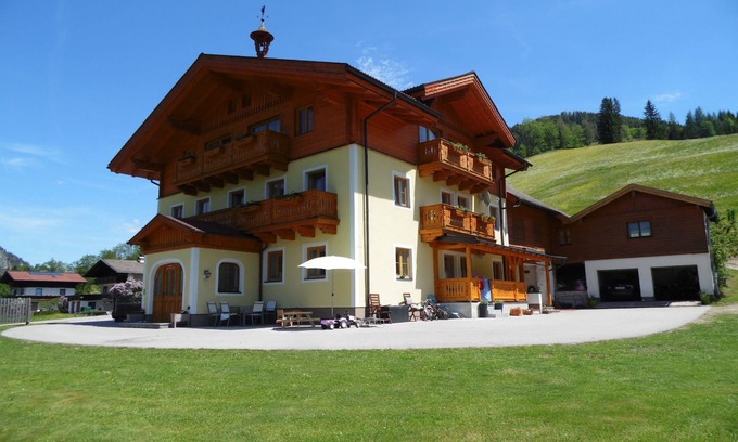 Forstau Apartamento | Vacaciones en la granja, incluyendo Schladming-Dachstein tarjeta Alpenrose