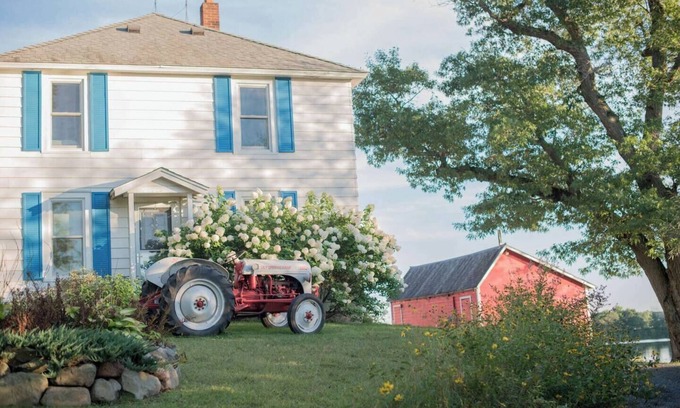 Osceola Otro | Farmhouse and Forest Sanctuary at Lily Springs Farm