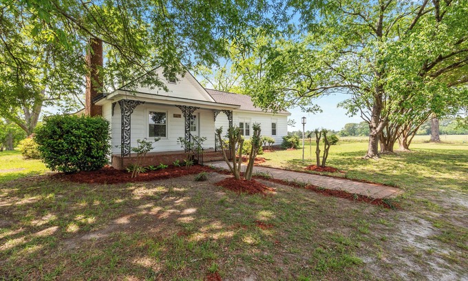 Fort Valley Otro | Farmhouse at Magnolia Valley