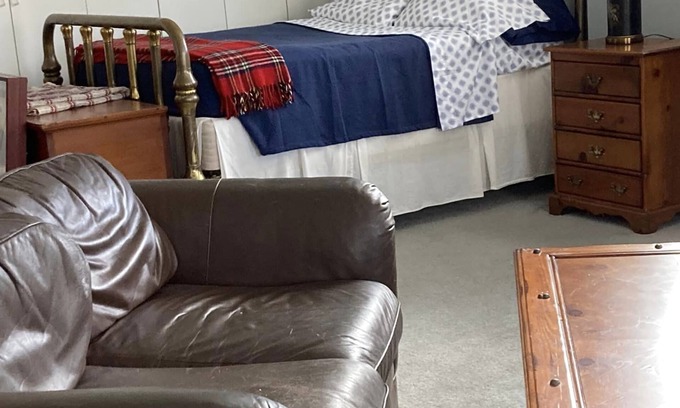 Mocksville Apartamento | Farmhouse Charm in Historic Mocksville NC - a small town favorite.