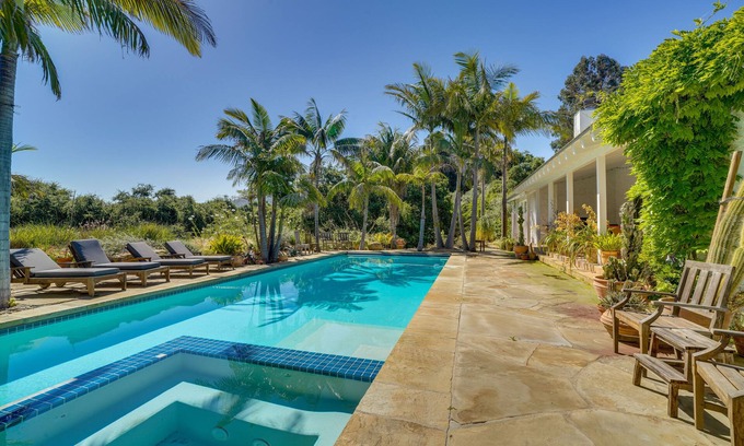 Carpinteria Cabaña | Farmhouse-chic Carpinteria Cottage w/ Pool Access