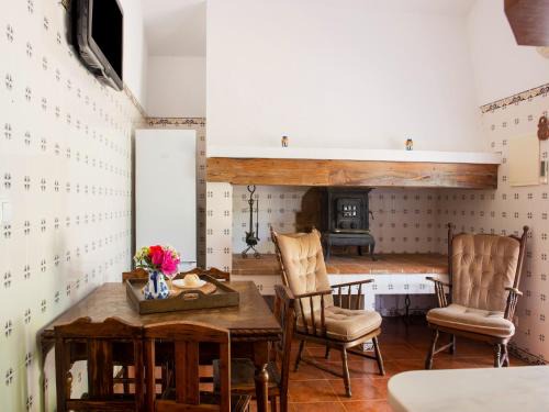 Montemor-o-Novo Casa | Farmhouse Dreams Explore and Relax