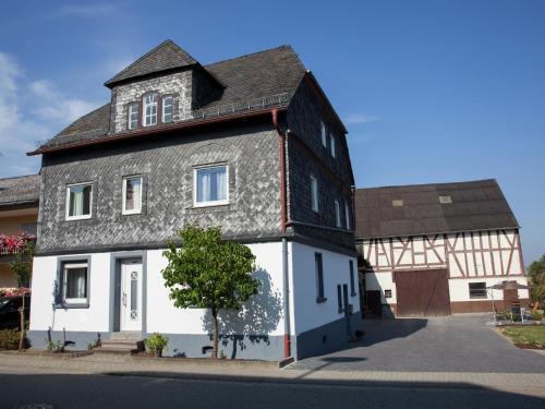 Haserich Casa | Farmhouse Escape in Haserich
