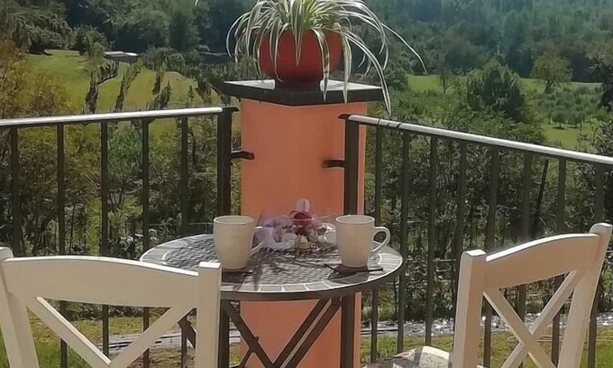 Varese Ligure Apartamento | Vrbo Property