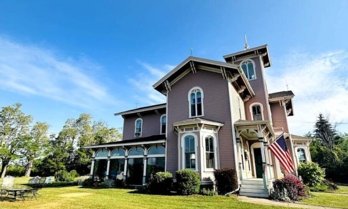 Chautauqua Casa | Farmhouse retreat;wine country, Chautauqua Institution, National Comedy Center!