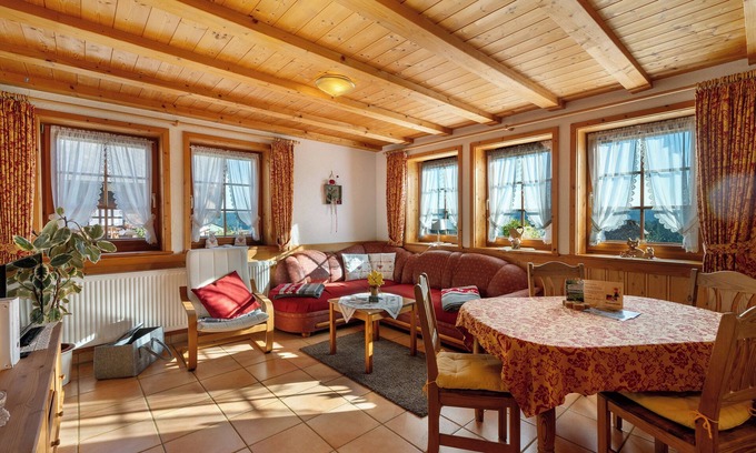 Hornberg Otro | Granja 'Schwarzwaldblick' con vistas a la montaña, terraza privada y Wi-Fi