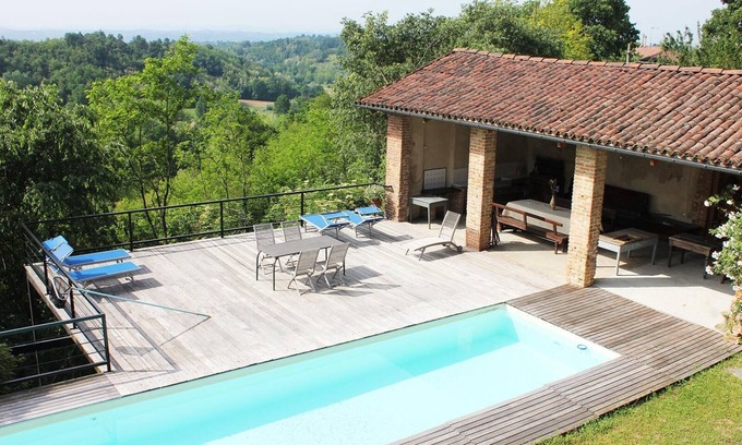 Portacomaro Casa | Cascina vegetación histórico de Monferrato.