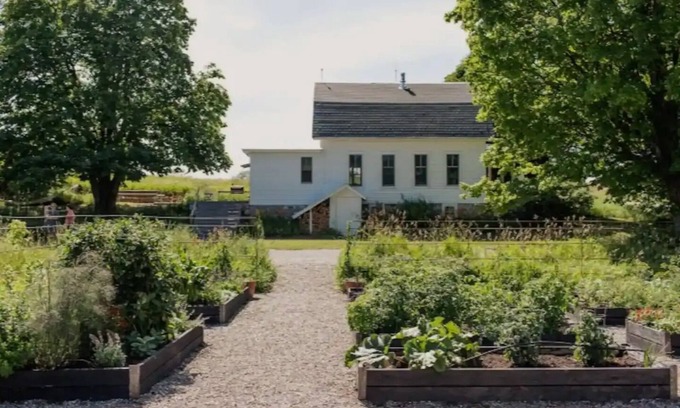 Northport Otro | Farmstead - A farm stay on the Leelanau Peninsula