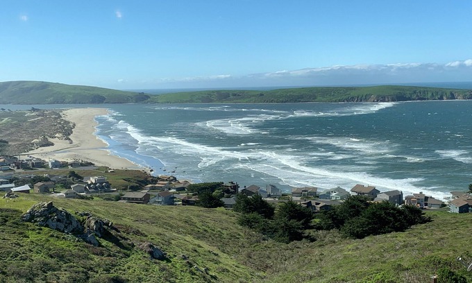 Dillon Beach Casa | Farol-It's Never Not About the Views of the Beach