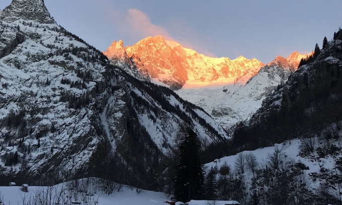 Courmayeur Apartamento | Fascinating views of Mont Blanc