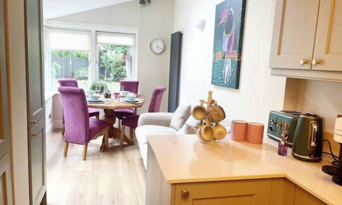 Ballsbridge Casa | Fashionable Chic Townhouse in the exclusive Ballsbridge area in Dublin 4