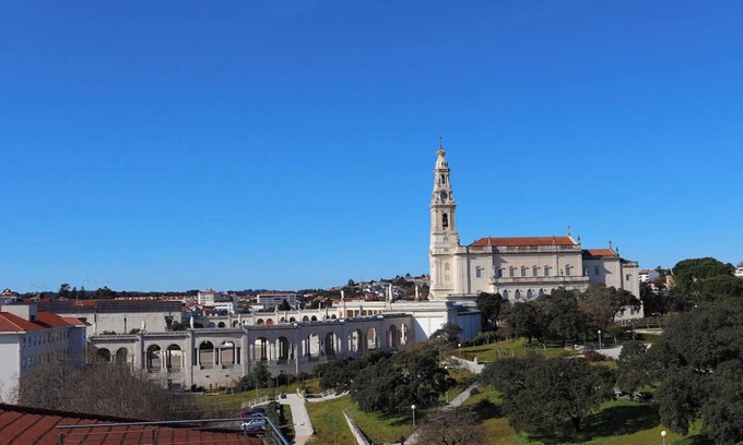 Fatima Condominio | Fatima Experience 50 meters from the Sanctuary of Fátima
