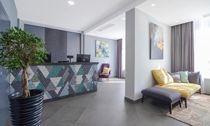 Holosiivskyj Hotel | Favor Sport Hotel