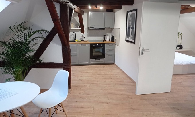 Delitzsch Apartamento | Feel-good oasis in the old town, SmartTV + Netflix, large bathtub