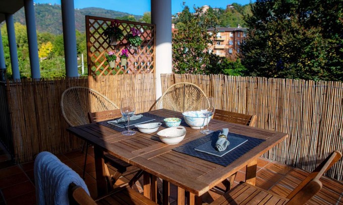 Como Apartamento | Feel @ Home Como - by MyHomeInComo