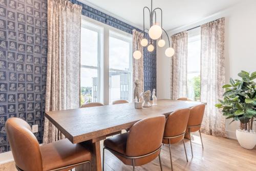Talbot's Corner Casa | Felicity & Felix at The Lucy by Stay Local Nashville