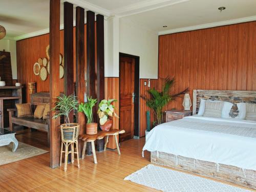 Andong Casa | female-only solowe home villa