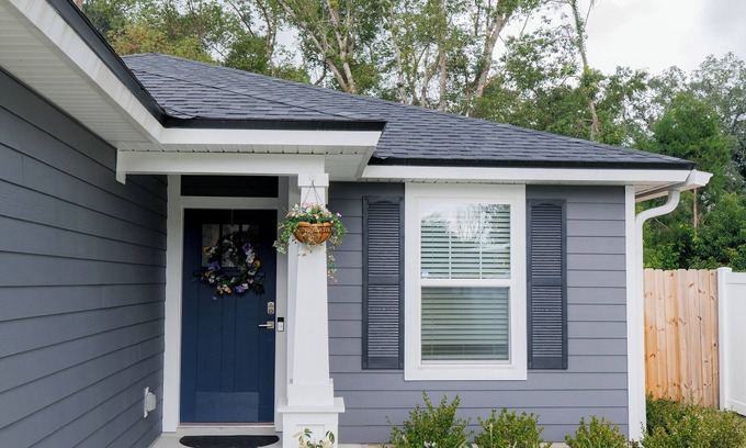 Northside Casa | Fenced Haven Between Jax Airport & Ocean Beach