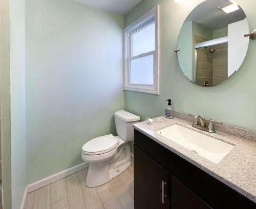 North Raleigh Casa | Fenced-In 4 BR 2mi North Hills, Garage, Storage