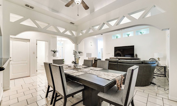 Edinburg Casa | Fenced Yard: Home Near Hospitals in Edinburg!