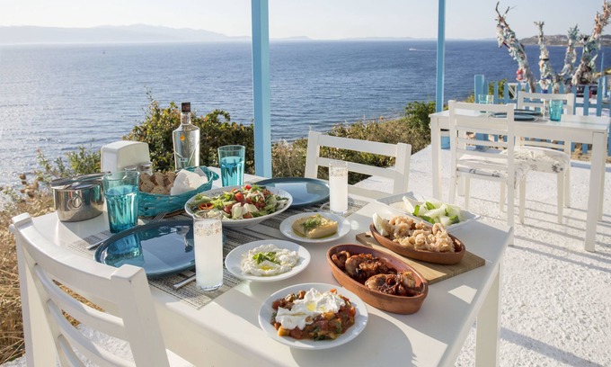 Cesme Hotel | Fener Hotel Cafe & Kahvalti