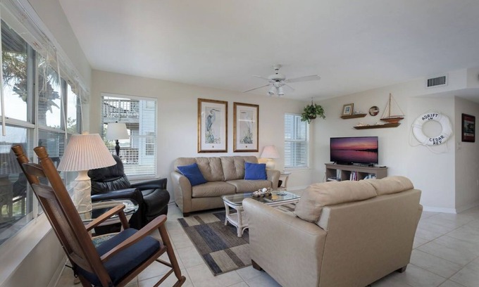 Cedar Key Condominio | Fenimore Mill 6A Open Gulf View, Pool & Hot Tub!