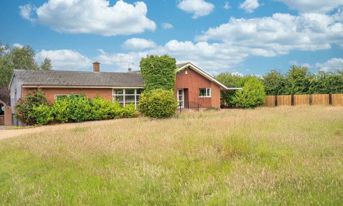 Irstead Cabaña | Fenside | East Ruston Cottages