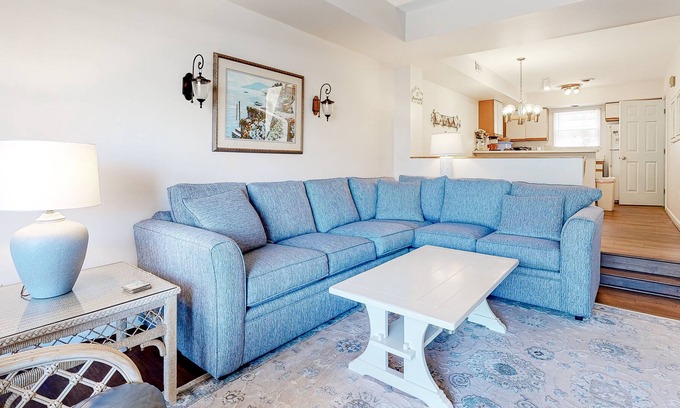 Fenwick Island Casa | Fenwick Island home with beach access, pool, central AC & private washer/dryer