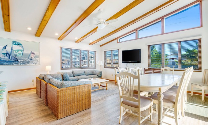 Fenwick Island Casa | Fenwick Island spacious beach house with deck, W/D & full kitchen - dog-friendly