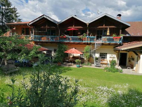 Langdorf Apartamento | Ferienwohnung Crusilla