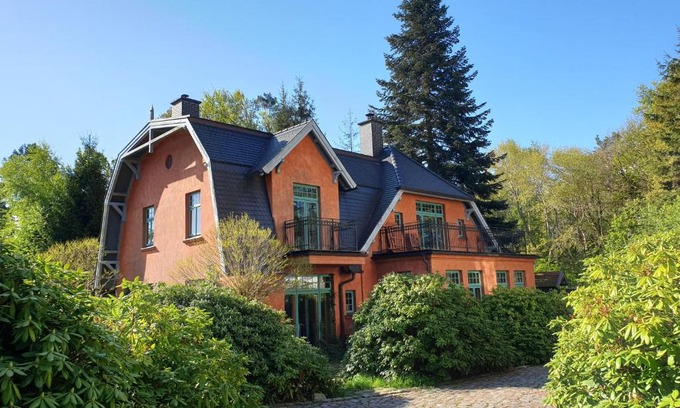Graal Mueritz Casa | Ferienhaus am Wasserturm für 6 Erwachsene und 9 Kinder