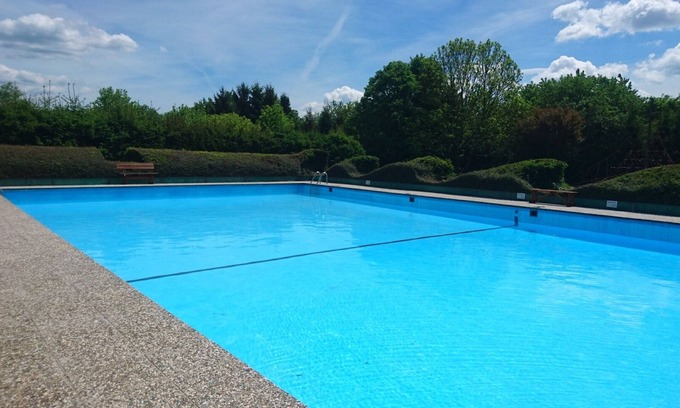 Blankenheim Casa | casa de vacaciones Eifel, cerca del lago Freilingen con pistas de tenis piscina al aire libre Mini golf