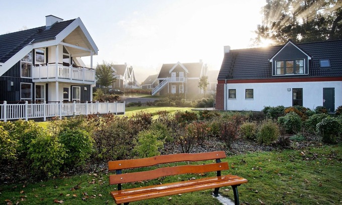 Bad Saarow Casa | Ferienhaus „Fünen“ 111² für 6+2 Pers. im Schlosspark Bad Saarow, Sauna, Whirlpool und Kamin