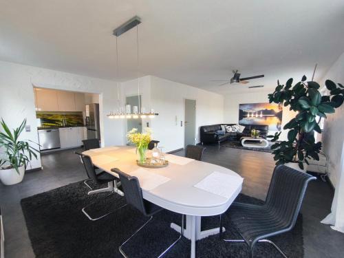 Katzweiler Apartamento | Ferienhaus Goldgrube - 5 Zimmer - 140qm am Fluss