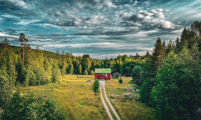 Liden Casa | Ferienhaus in Schweden 300m vom See im Wald Alleinlage Hütte in Mittelschweden