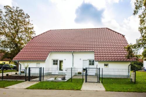 Luetow Casa | Ferienhaus Klara - Achterwasser-Findling