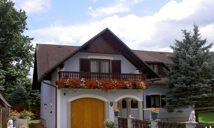 Deutschlandsberg Apartamento | Ferienhaus Kleindienst