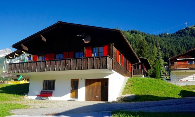 Sedrun Apartamento | Ferienhaus Kuster