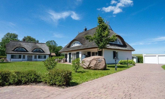 Puddemin Casa | Ferienhaus Lindenfels - Ferienhaus Lindenfels im Süden der Insel Rügen