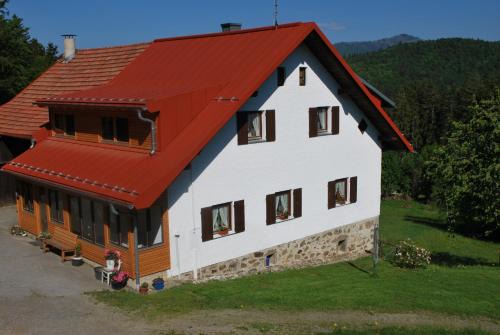 Neuschoenau Casa | Ferienhaus "Lisa´s Häusl"