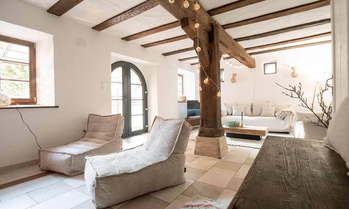 Rott Otro | Ferienhaus mit Charme im Elsass. 120qm Alleinnutzung, 3 SZ, Wald, Berge, Natur